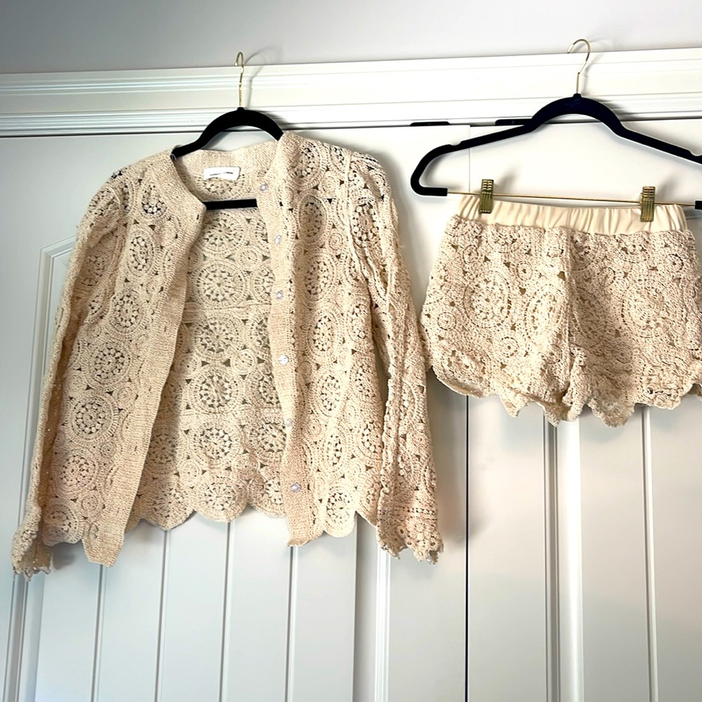 Two piece good night macroon outfit